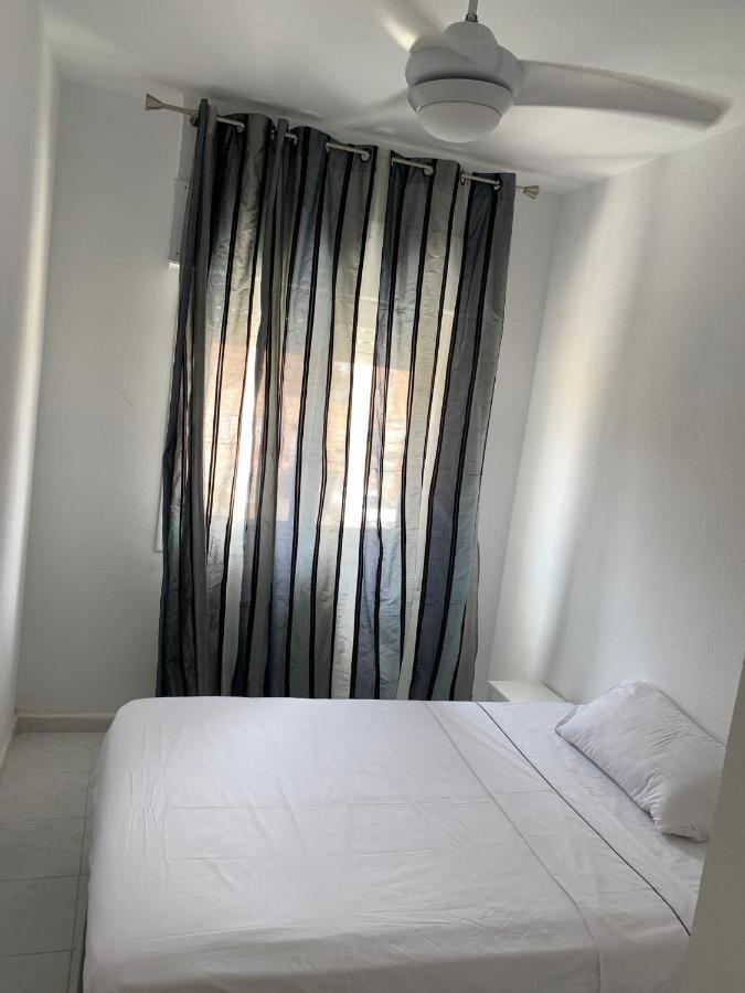 Casa De La Playa Villa ตอร์เรเวียคา ภายนอก รูปภาพ